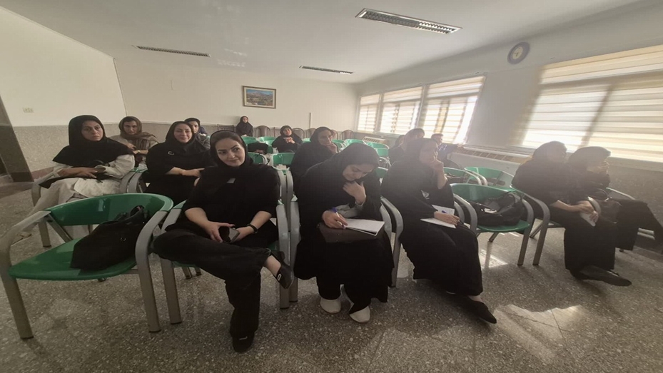 کنفرانس مدیریت سلامت روان سالمند در محیط‌های بالینی در دانشگاه برگزار شد 